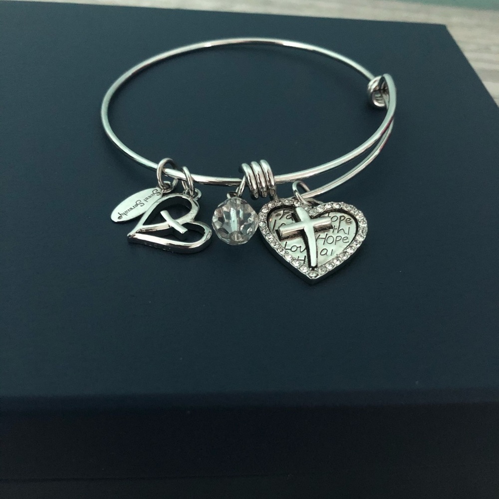 Sweet Serenity Walk in Faith Bangle